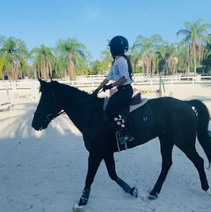 Meet your Posher, Julia